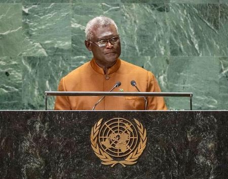 　２２日、米ニューヨークでの国連総会一般討論で演説するソロモン諸島のソガバレ首相（国連提供・共同）