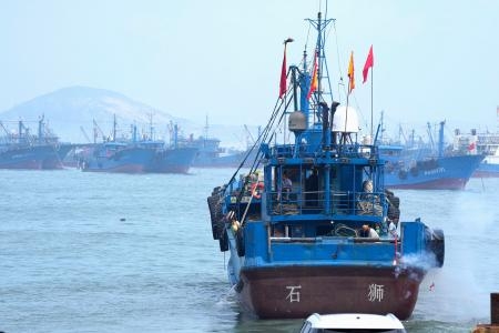 中国、尖閣海域の漁解禁　魚豊富で「絶対行く」声も