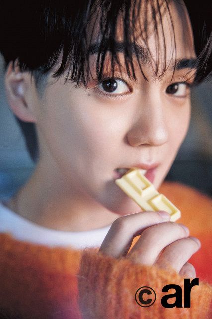 吉野北人、チョコレート作りに奮闘 『ar』連載「気づけば5年が経ちまし