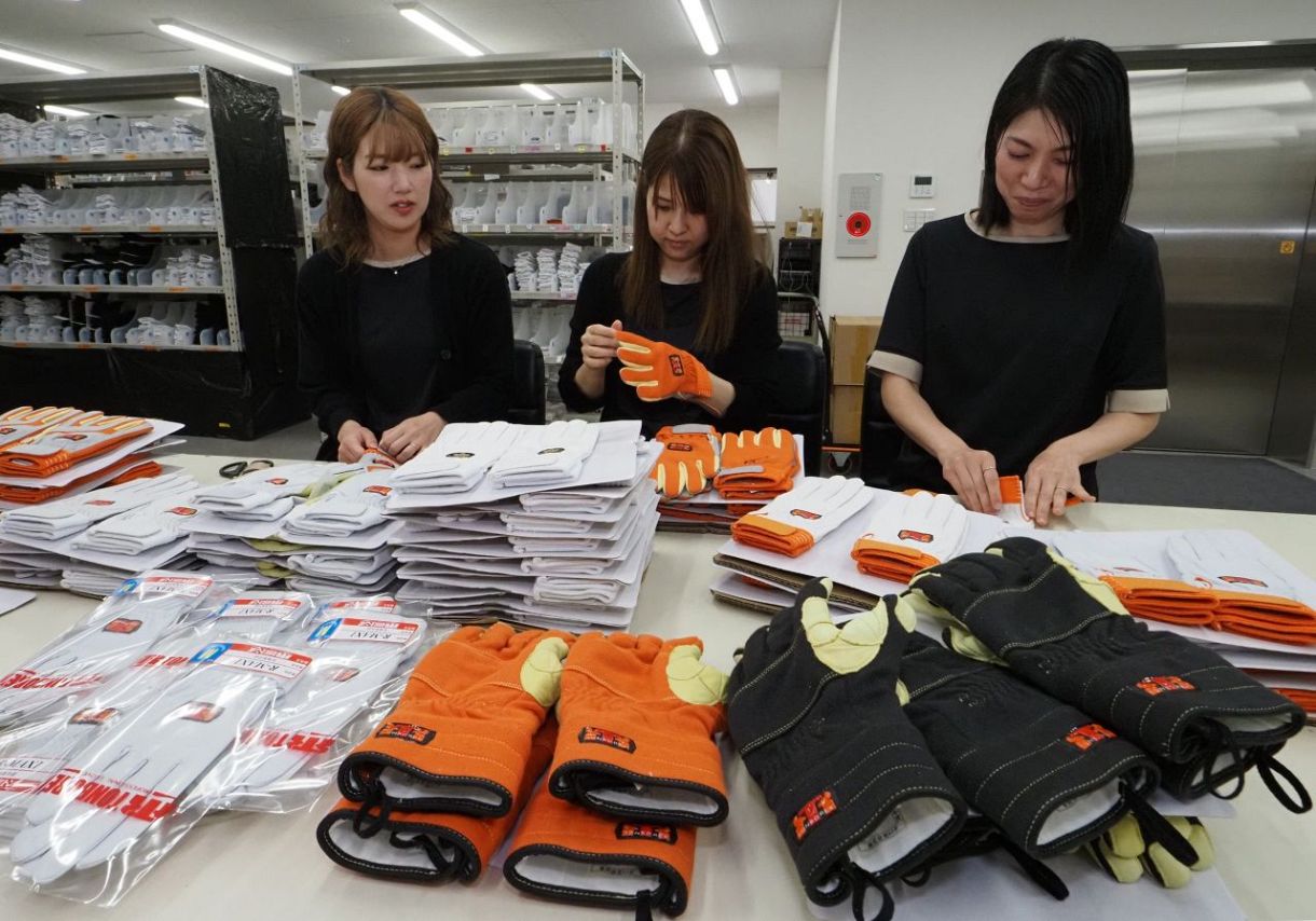探訪ザ・カンパニー】トンボ（福山市） 消防用手袋で機能追求：山陽