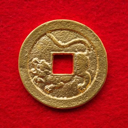 幕末鋳造「水戸虎銭」復刻 ふるさと納税に純金と銀製：山陽新聞