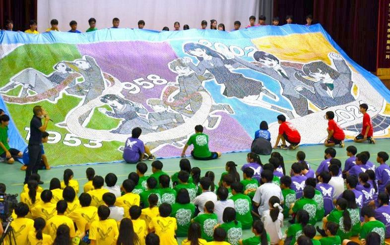 笹岡秀水苑作品集―創立二十周年記念図録 15000 円から値引きしました。 宮芳平 生誕130周年記念 作品とエピソードで綴る生涯」 安曇野市