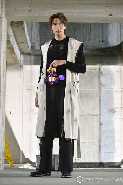 【出血大特価】仮面ライダーヴラム/ラキア39&40話着用衣装　ブルーニットL 仮面ライダーガヴ】第40話「追憶のアラモード」あらすじ ラキアに新た