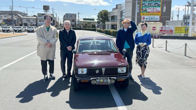 おぎやはぎ、54年前のスズキ“軽スペシャリティーカー”に大興奮