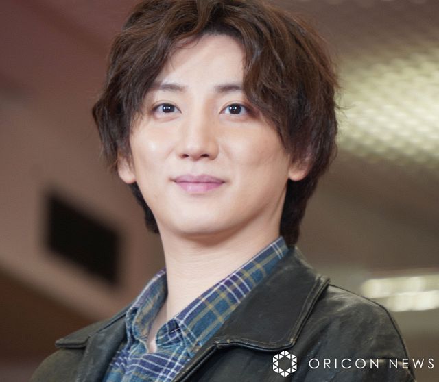 SixTONES京本大我、収録合間にメンバーの前でギター練習「めちゃくちゃ