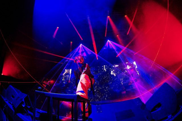 京本大我 SixTONES京本大我：ピュアな天使＆気品高き悪魔スタイルを披露 1年半