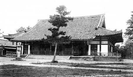 思いこもった写経で復興 金堂再建から50年の薬師寺：山陽新聞