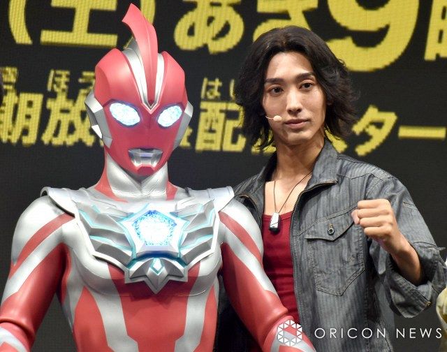 ウルトラマンオメガ』近藤頌利、特撮ヒーローに感慨「変身することを