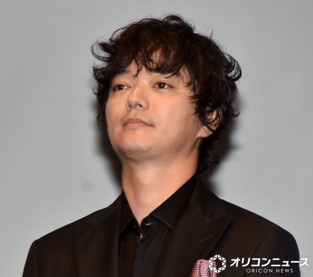 染谷将太　関連商品 染谷将太 11歳上の人気女優との夫婦生活語る「仕事の話するのお互い