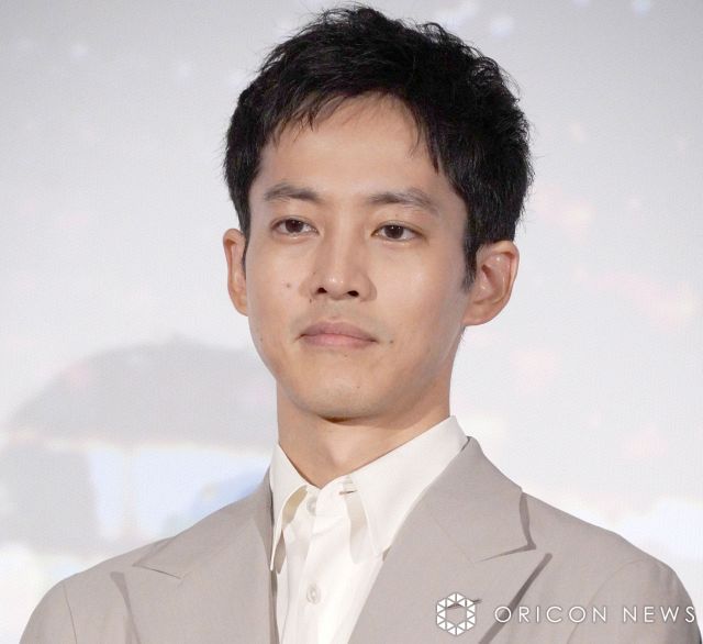 松坂桃李、モデルとなった人物から手紙「次のフロントラインの責任も