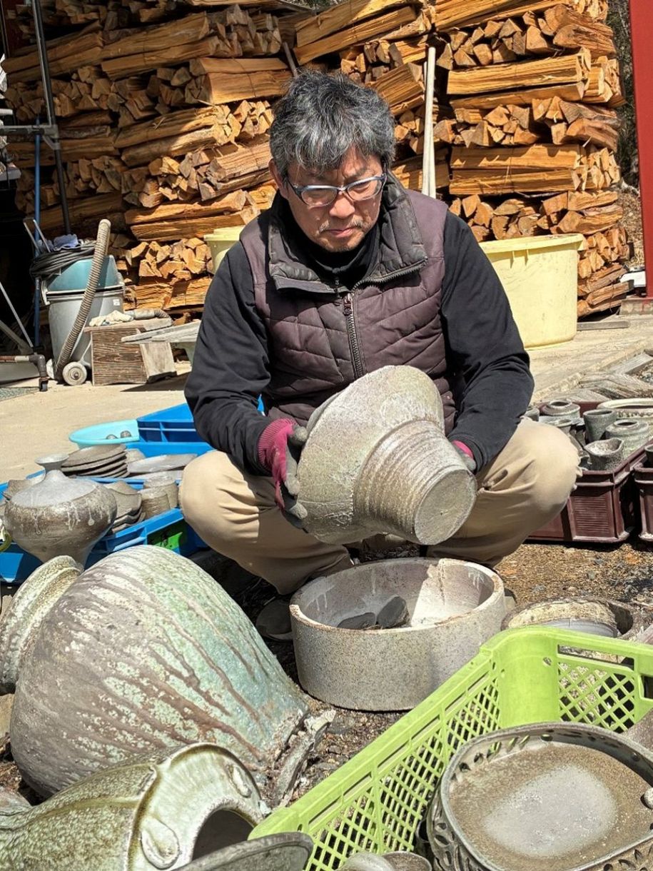 シネじいの街ぶらブラボー♡】寒風の須恵器がアツイ！（上）4人の陶芸