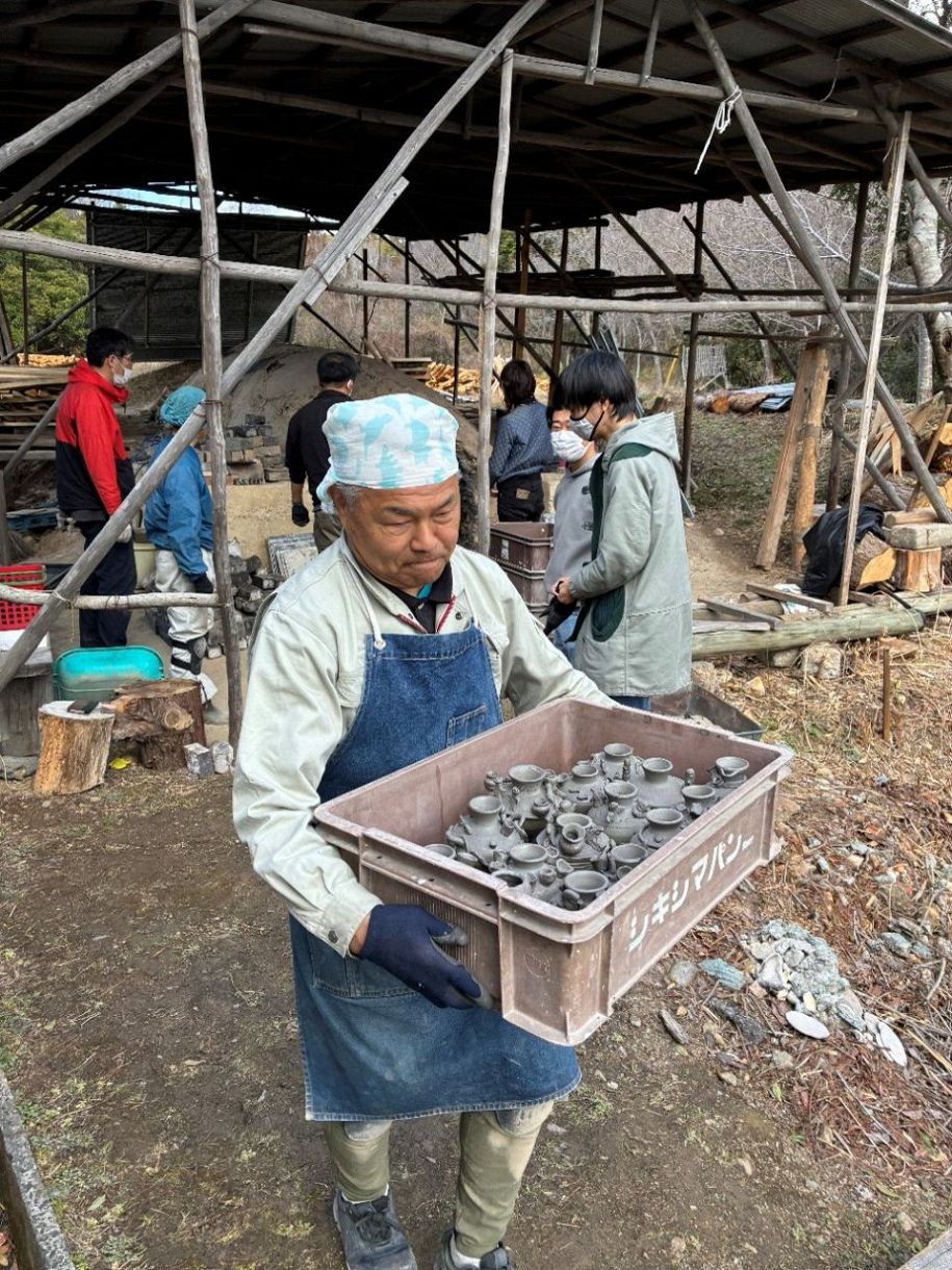 シネじいの街ぶらブラボー♡】寒風の須恵器がアツイ！（上）4人の陶芸