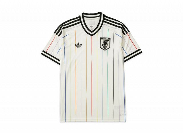 【スニダン鑑定済み正規品】日本代表 アウェイレプリカシャツ スニダン、完売続出の日本代表ユニ“偽造品”に注意喚起 “真贋ポイント