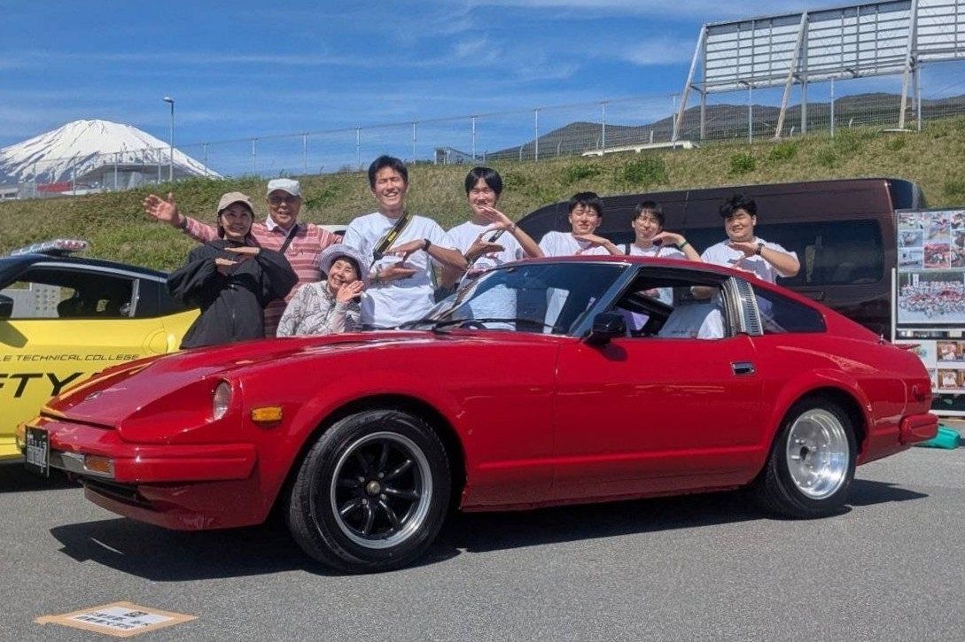 亡き息子の愛車迎え１年 倉敷・真備の山本さん夫婦　豪雨で被災 修理した学生と交流続く