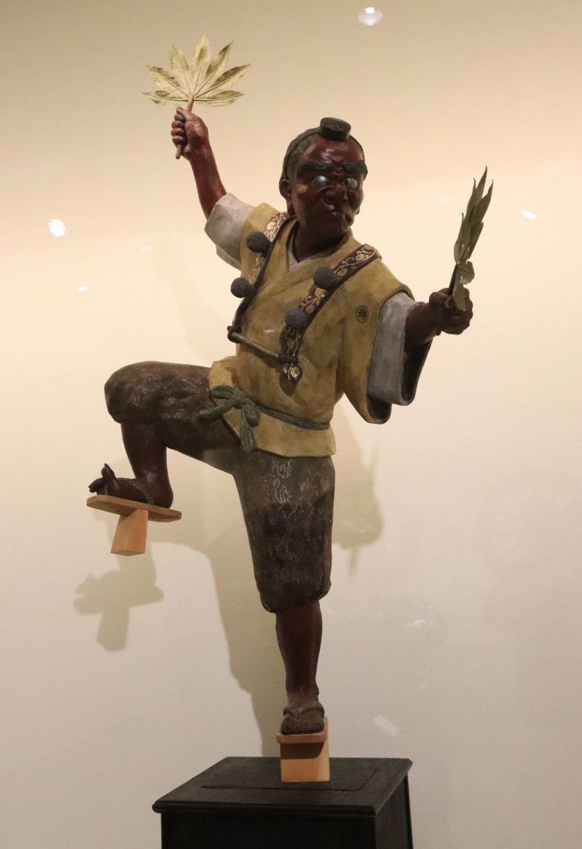 不確かな存在 親しみ深く 「妖怪彫刻家」武本大志 井原で岡山初個展