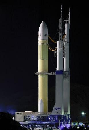 H3ロケット、発射地点へ 「みちびき」17日に打ち上げ：山陽新聞