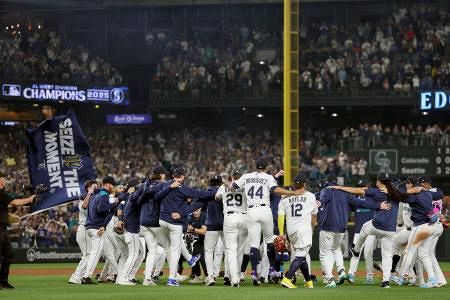 イチローさんマリナーズVに喜び 24年ぶり、ア・リーグ西地区：山陽