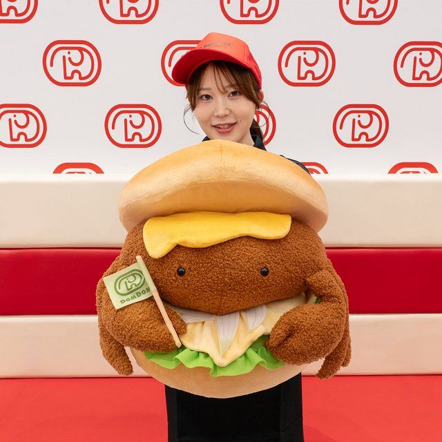 ファミマ　ドムドムバーガー　くじ ドムドムハンバーガー」くじ、第2弾が登場中 商品化してほしい第1位