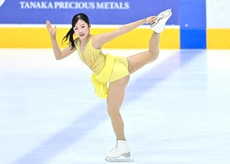 中井亜美 選手直筆サイン付き写真 証明書付 中井亜美フィギュアスケート1枚② 五輪銅の中井亜美が優勝 フィギュア東京選手権第2日：山陽新聞