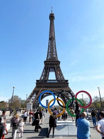 仏エッフェル塔、客増加目指さず 質向上を重視、運営公社社長：山陽