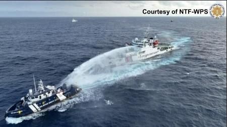 中国、尖閣に空からじわり「サラミ」戦術 民間機飛行、計画事前に察知