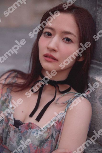 乃木坂46金川紗耶、1st写真集の特典21種一挙公開【一覧あり】：山陽