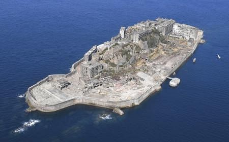 軍艦島に55年ぶり新たな建物 長崎、世界遺産の保全施設：山陽新聞