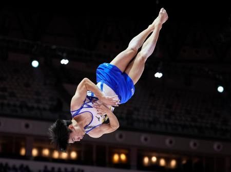世界体操　男子決勝　10/22 世界体操・男子個人総合、橋本大輝が3連覇…史上2人目 : 読売新聞