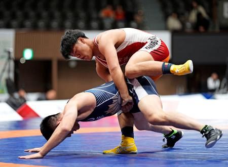 レスリング日本代表 18歳の吉田泰造が初優勝 レスリング全日本選手権：山陽新聞デジタル