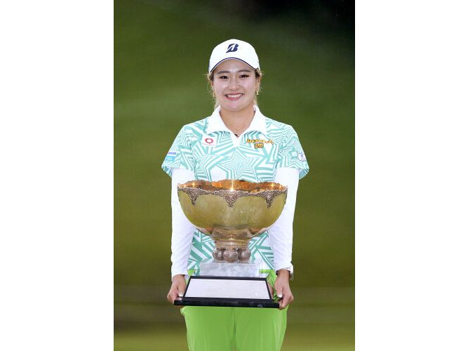 全英覇者、桑木が今季国内ツアー３勝目　ダンロップ女子オープンゴルフ