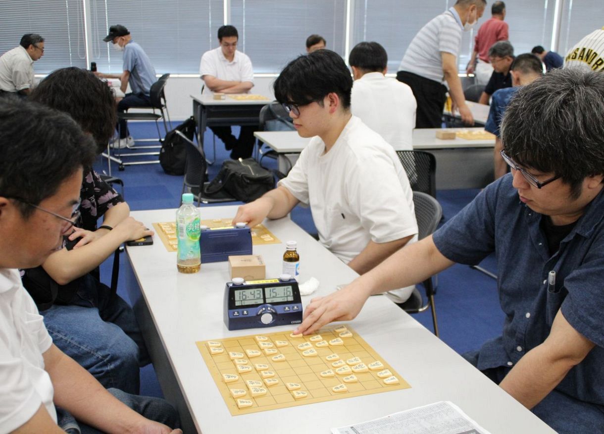 高山さん（倉敷）２年ぶり優勝　アマ将棋名人戦県大会