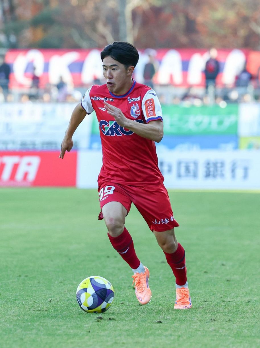 Ｊ１ベストヤングプレーヤー賞にファジ佐藤 優秀選手賞とダブル受賞