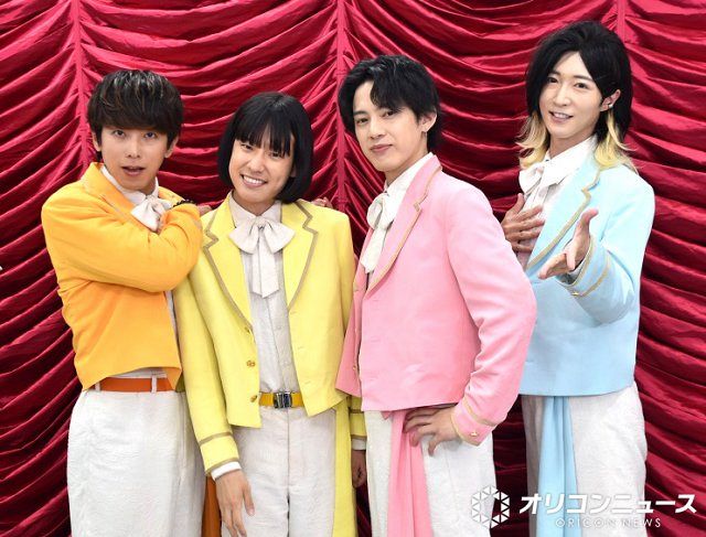 モナキ、ツアーグッズ公開 Tシャツ、アクスタ、ぶっくりシールなど