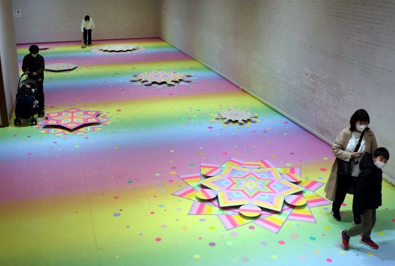 マスキングテープで倉敷イメージ 豪州の芸術家2人制作：山陽新聞