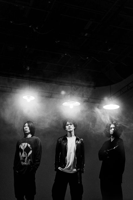 9mm Parabellum Bullet、ギターの滝善充がドラム兼任に 新体制で活動
