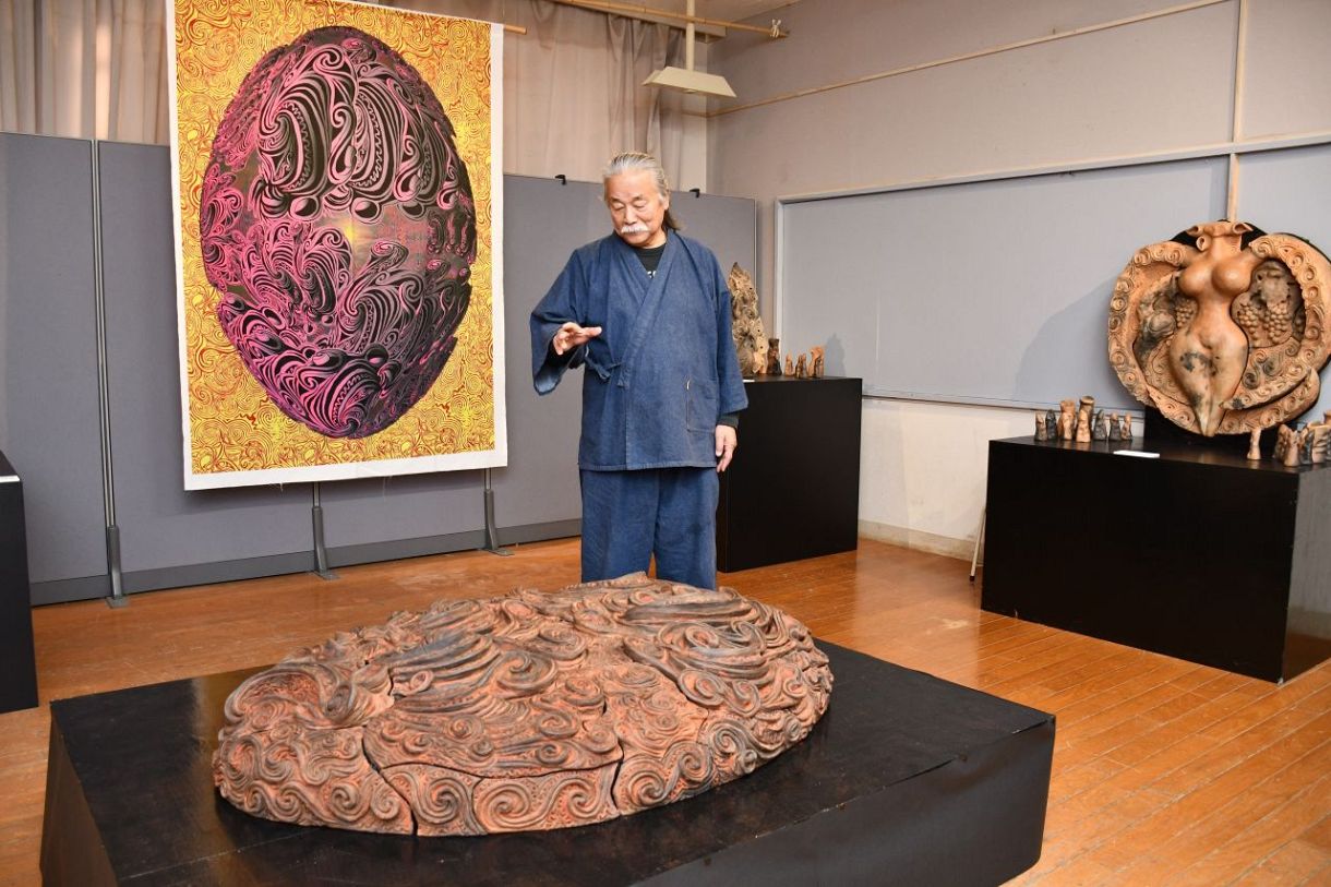 自然への祈り込めた造形 新見・猪風来美術館で新作展：山陽新聞