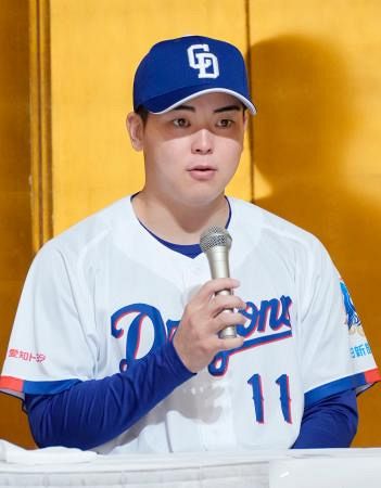 中西「ここからスタート」 中日が新入団選手発表：山陽新聞デジタル