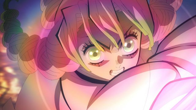 鬼滅の刃』映画館の装飾話題！壁一面に巨大な柱たち集結 蜜璃ちゃんの