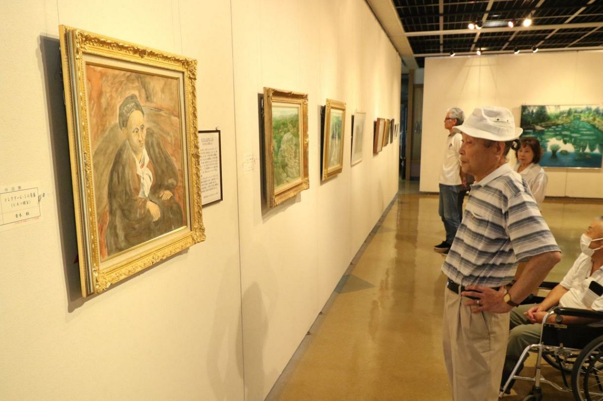 油彩やアクリル、多彩な22点 和気で洋画グループ展始まる：山陽新聞 
