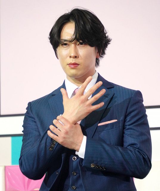 Snow Man宮舘涼太、メンバーの撮影現場サプライズ来訪に「心がほっこり