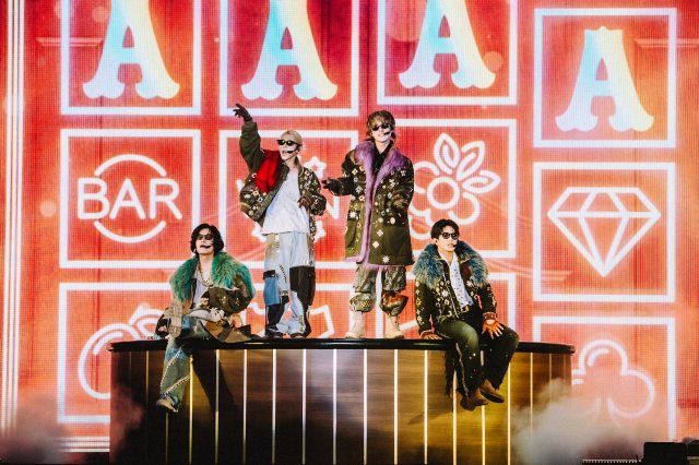 Aぇ! group、デビュー3年目で衣装が豪華に 佐野晶哉「いくらかかってる