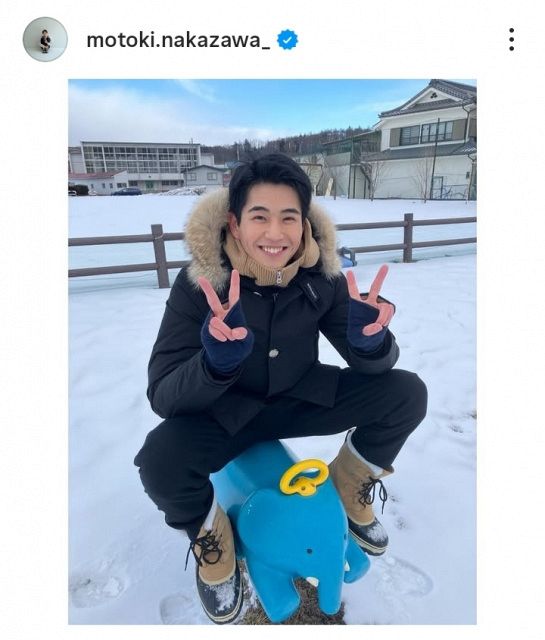 183cm #25歳」中沢元紀、抜群の運動神経のぞく無邪気なオフショット