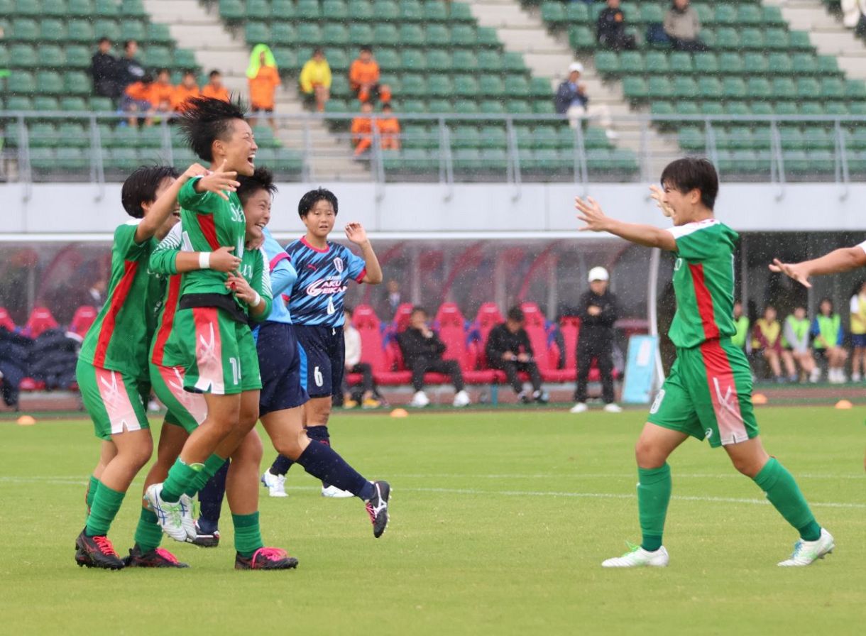 岡山県作陽高校 ピステ 上下セット ネイビー 岡山学芸館 サッカー