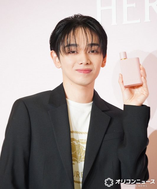 宮世琉弥、無邪気に香水のネーミング考案「日本人のような名前に」 犬