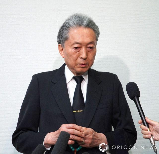 鳩山由紀夫元首相、橋幸夫さんを偲ぶ「もっともっと歌が聴きたかった