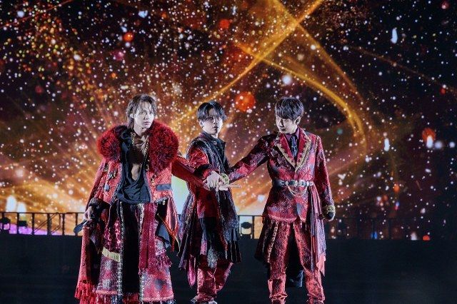 KAT-TUN、6人の歴史背負い最後の出航 解散後ライブはド派手演出で終幕