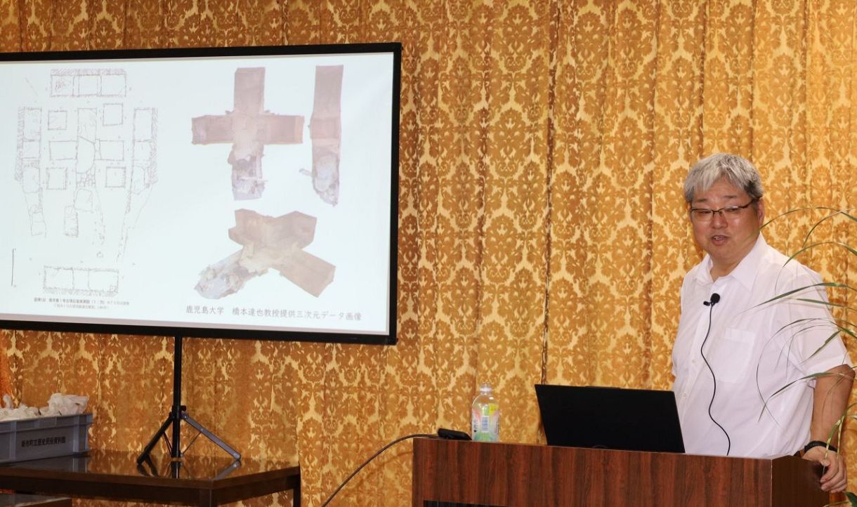 福山・尾市第1号古墳の特徴解説 地元出身考古学者・高橋さん講演