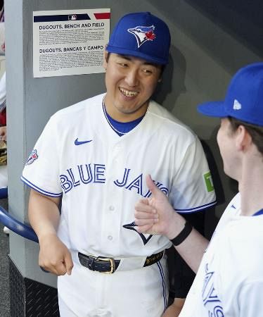 岡本和真が月間最優秀新人 日本選手で通算10人目：山陽新聞デジタル
