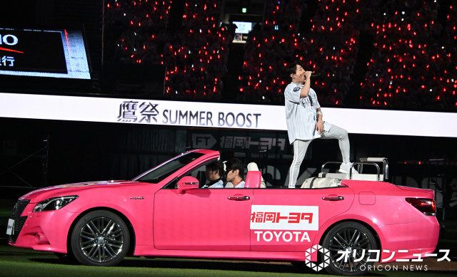 T.M.Revolution、『鷹祭 SUMMER BOOST』でガンダムファンも熱狂させる