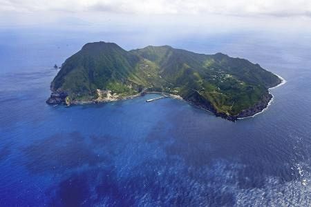 鹿児島・悪石島で地震相次ぐ 計230回超、震度4も：山陽新聞
